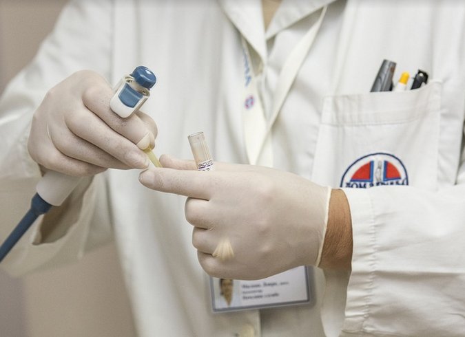 Atención sociosanitario y ayudas a domicilio